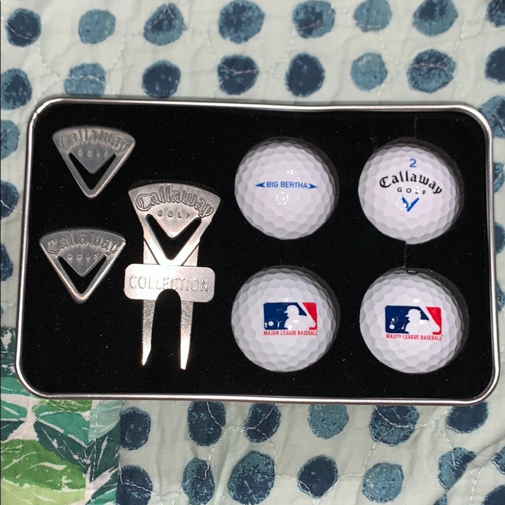 Callaway Golf Ball and Marker Set - Silver and White